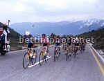 Eric Boyer in rosa, seguito da Chiappucci e Bugno